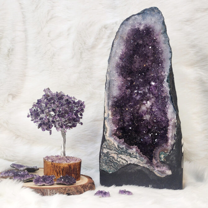 Amethyst Geode/Cave - 10.68 Kg