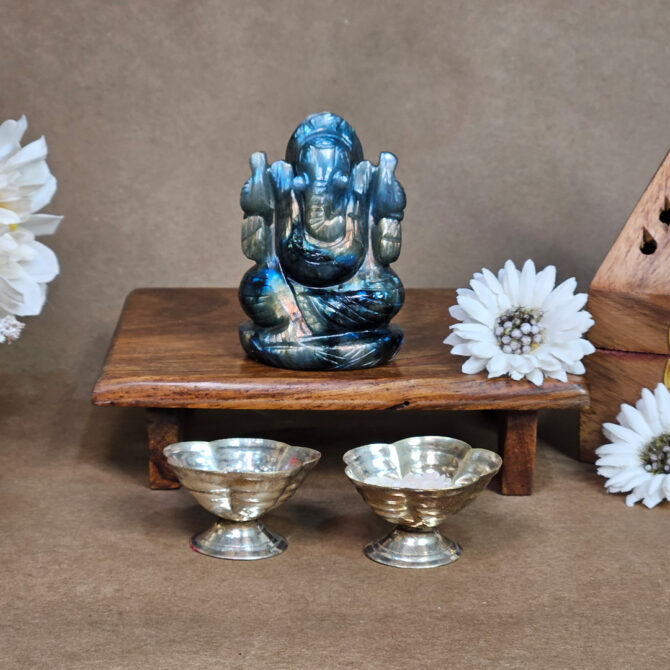 Labradorite Ganesha Idol / Murti - Intuition & Transformation