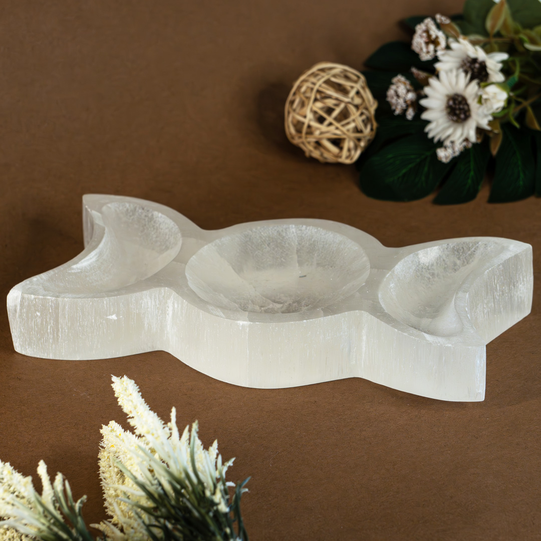 Selenite Charging Bowl - 3-in-1 Sun & Moon Shape
