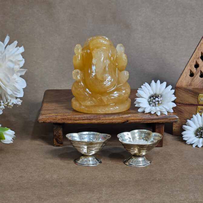 Yellow Aventurine Ganesha Idol / Murti