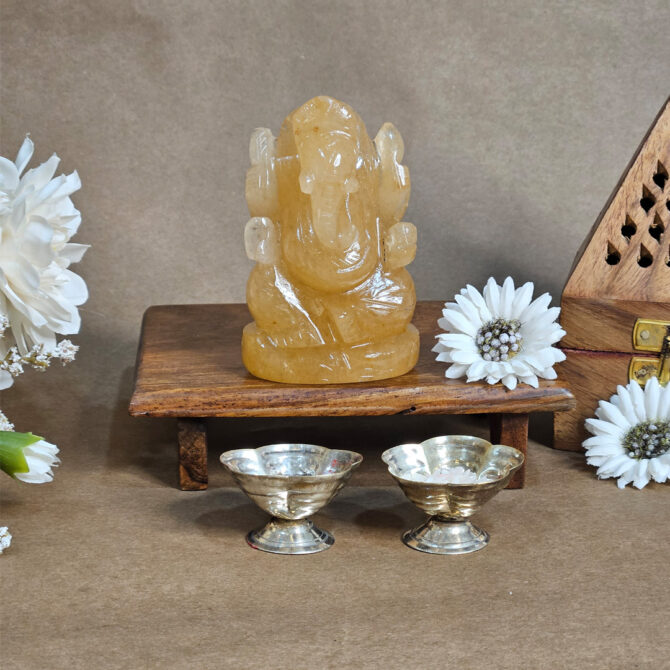 Yellow Aventurine Ganesha Idol / Murti
